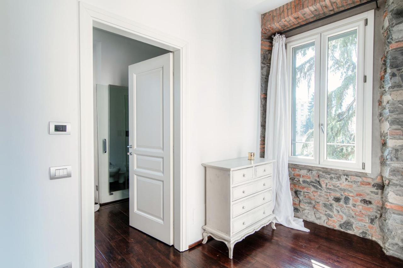 Stunning Central Como Apt By Joivy Bagian luar foto