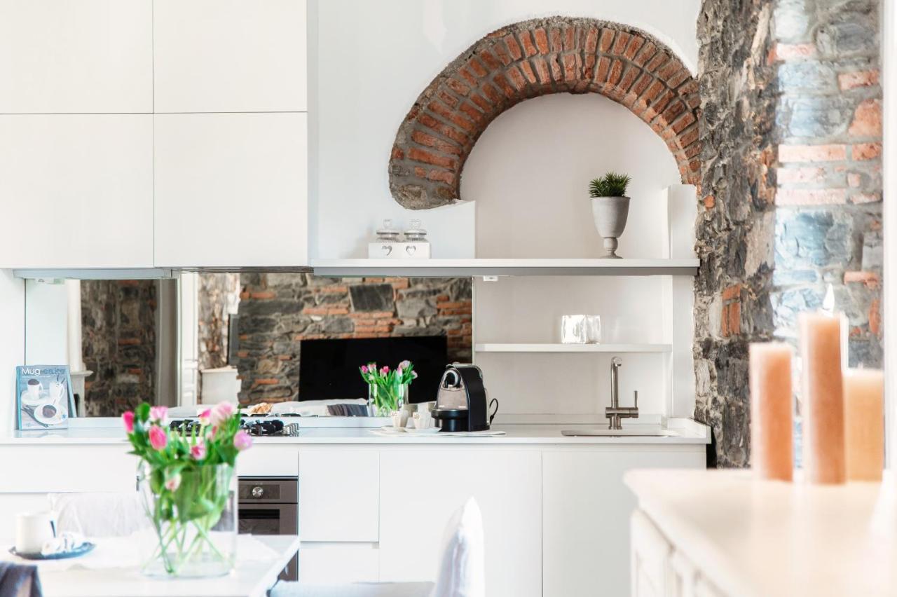 Stunning Central Como Apt By Joivy Bagian luar foto