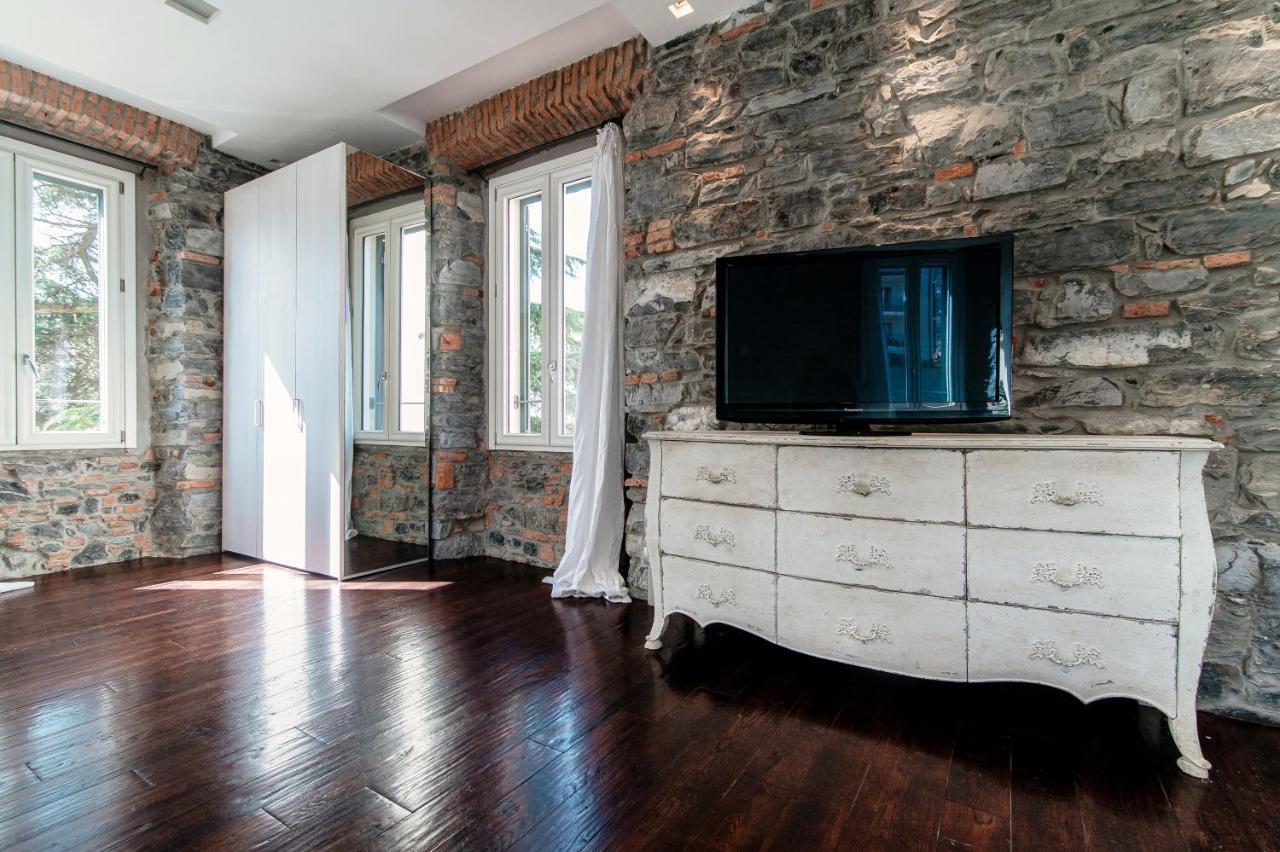Stunning Central Como Apt By Joivy Bagian luar foto